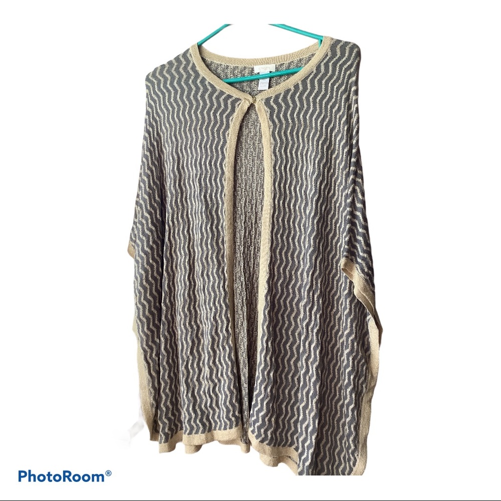 Chicos cape/shawl NWOT